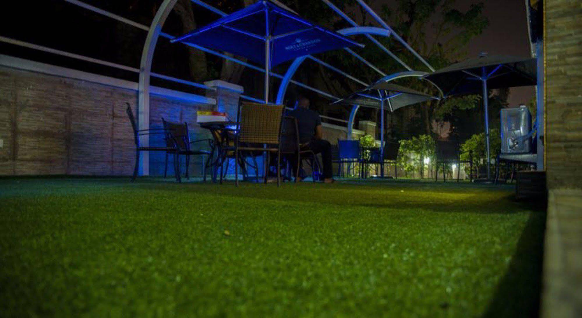 Cubana Suites Mobushipe Exterior foto
